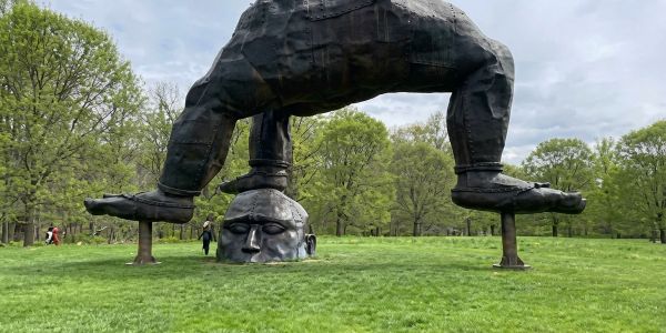 Large contemporary outdoor sculpture displayed in a grassy Hudson Valley park, highlighting the region’s arts and cultural attractions.