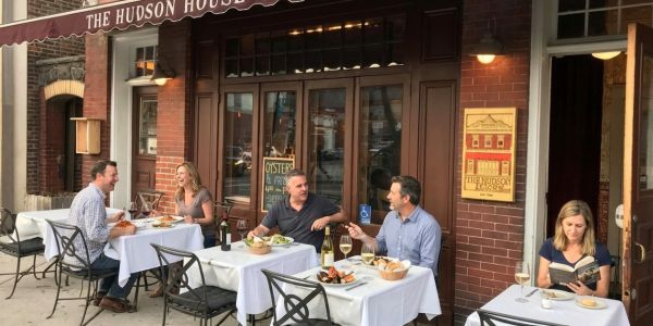 Hudson House restaurant dining experience near Big Bear Mountain