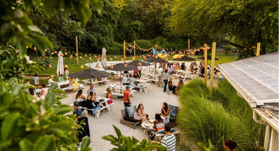 The Best of East Hampton, NY – Dining, Beaches & More Featured Image