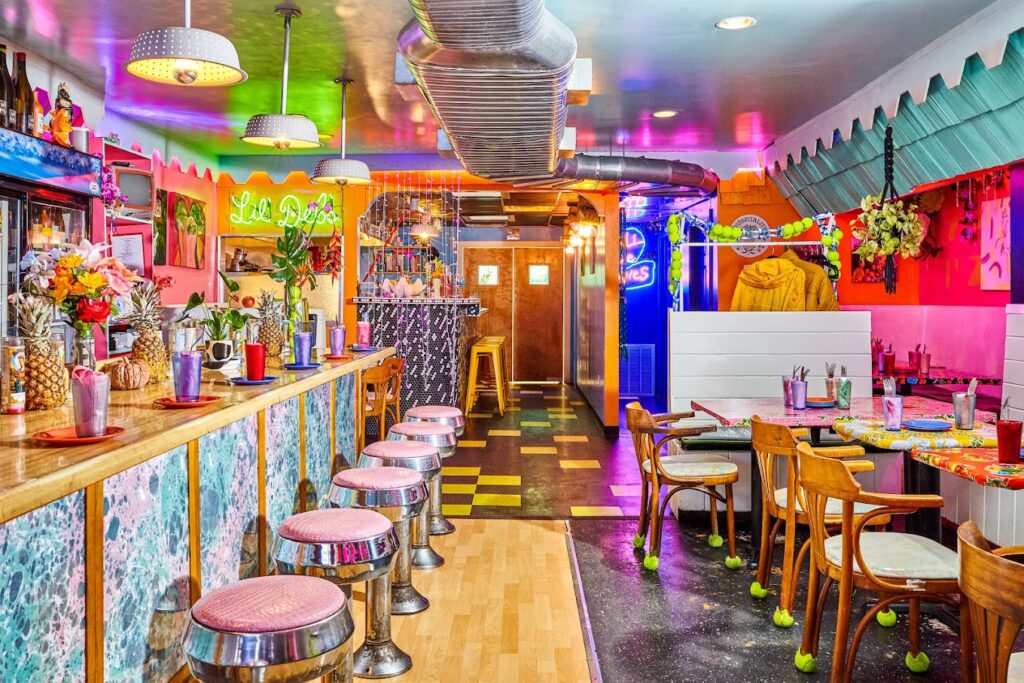 Lil Debs bar and seating area