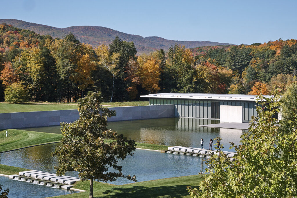 Outside view of the building and landscape 