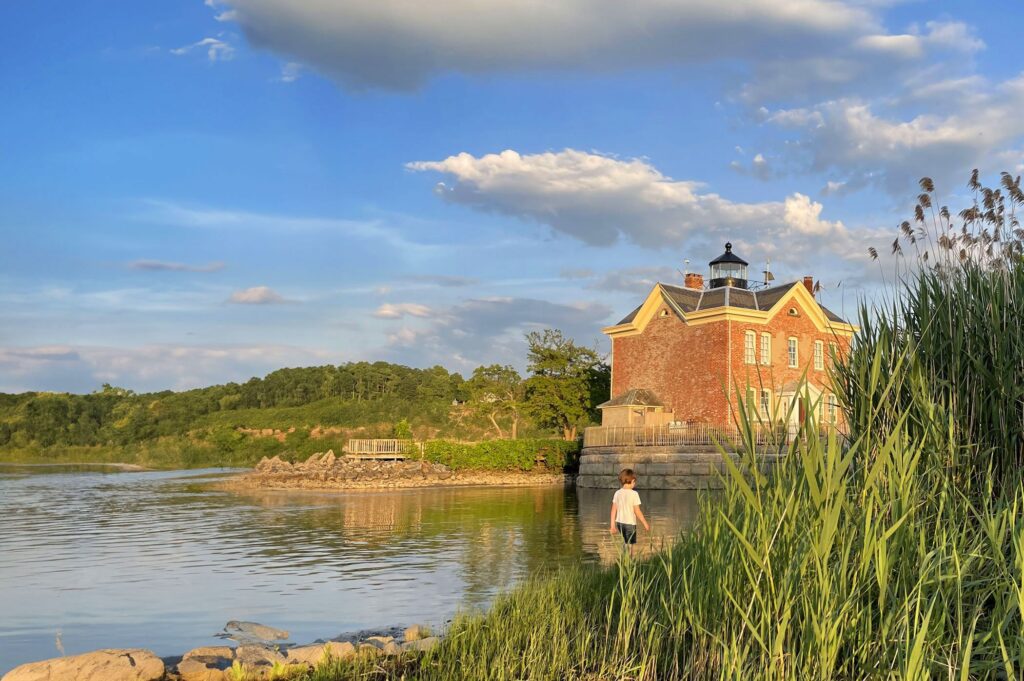 View of Saugerties Lighthouse 