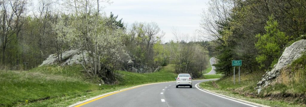 Taconic State Parkway