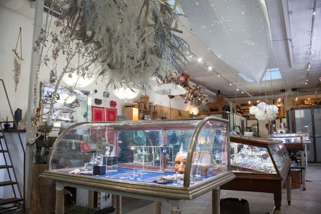 Love Adorned Hamptons NY Guide